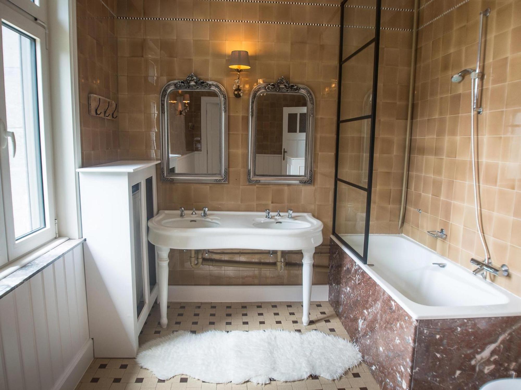 Luxurious Castle With Hot Tub In The Belgian Villa Jamoigne Eksteriør bilde