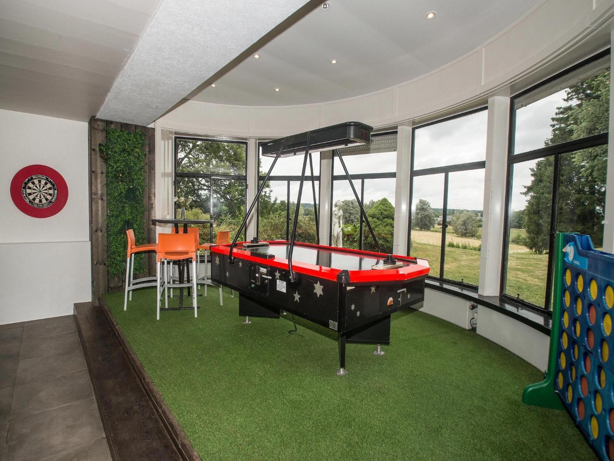 Luxurious Castle With Hot Tub In The Belgian Villa Jamoigne Eksteriør bilde