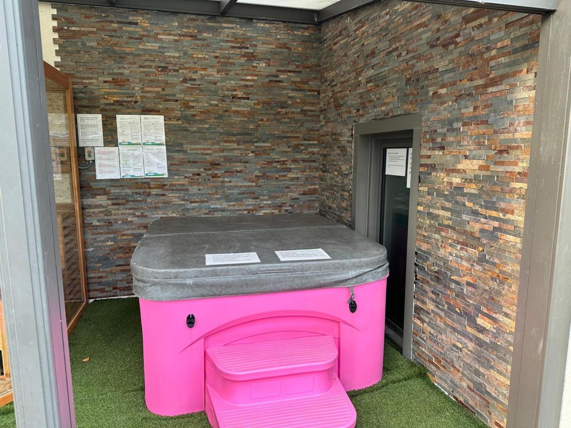 Luxurious Castle With Hot Tub In The Belgian Villa Jamoigne Eksteriør bilde