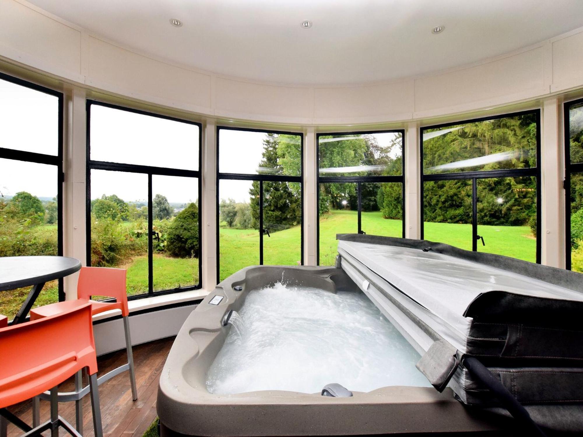 Luxurious Castle With Hot Tub In The Belgian Villa Jamoigne Eksteriør bilde